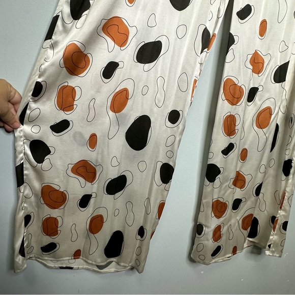 IZA A Monogram Lounge Collection Silk Blend White Printed Pants Size 12 - Picture 5 of 10